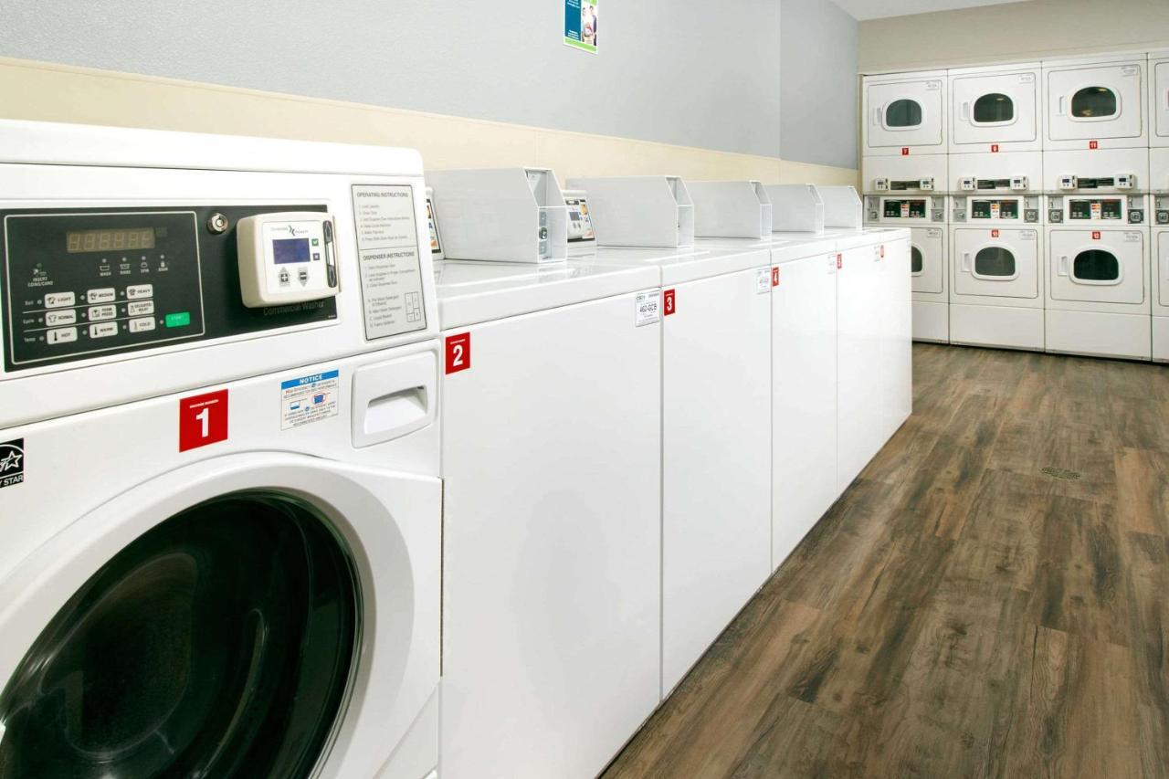 Woodspring Suites Chicago Darien Eksteriør billede