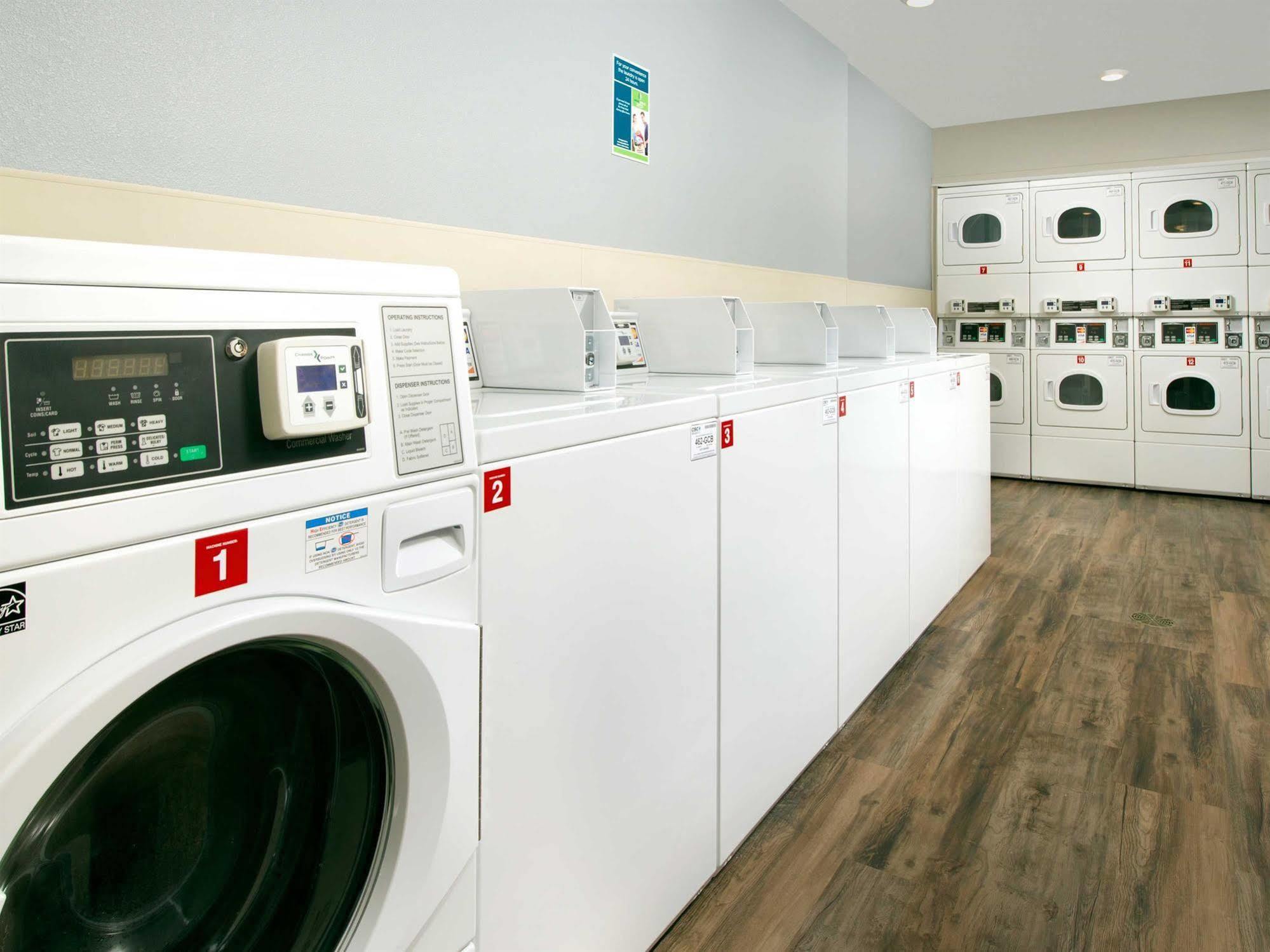 Woodspring Suites Chicago Darien Eksteriør billede